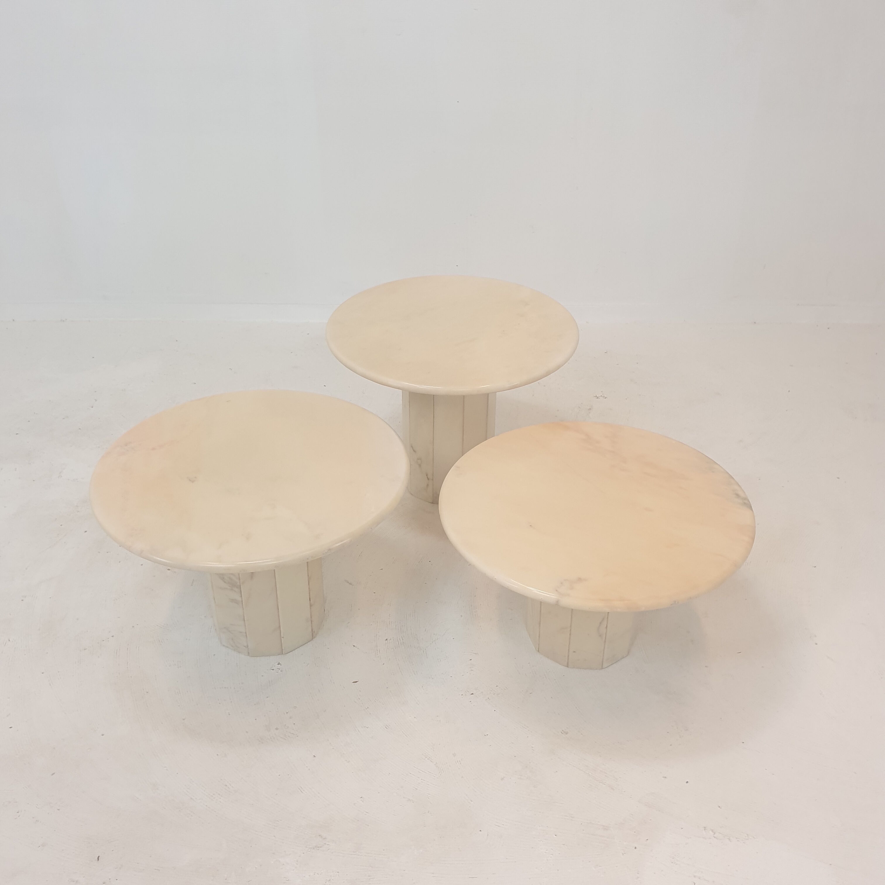 Set of 3 Italian Marble Side Tables, 1970s