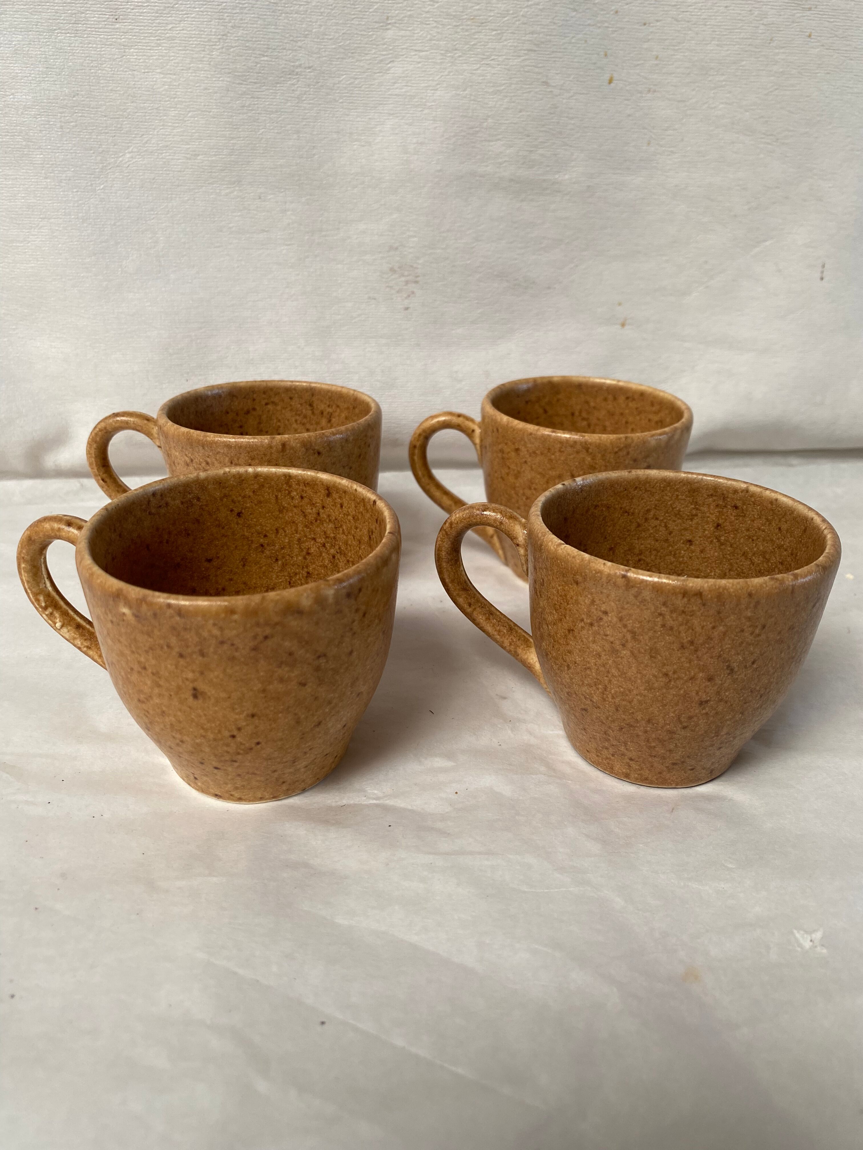 Set of 4 sandstone cups