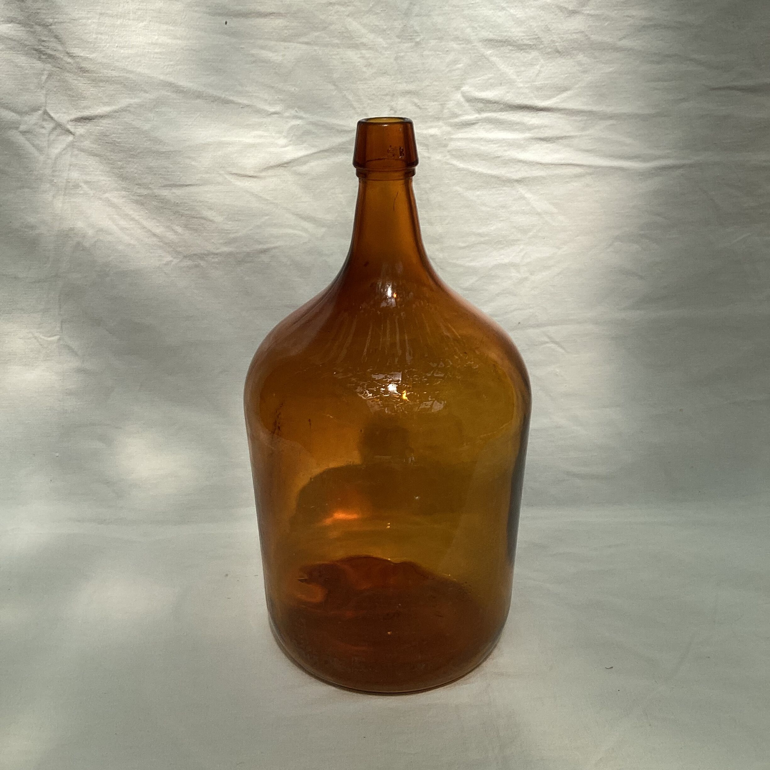 Amber glass bottle