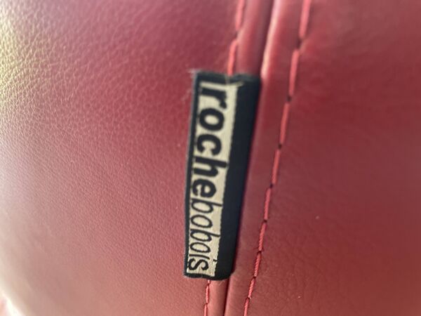 Fauteuil Curl en cuir rouge par Roche Bobois