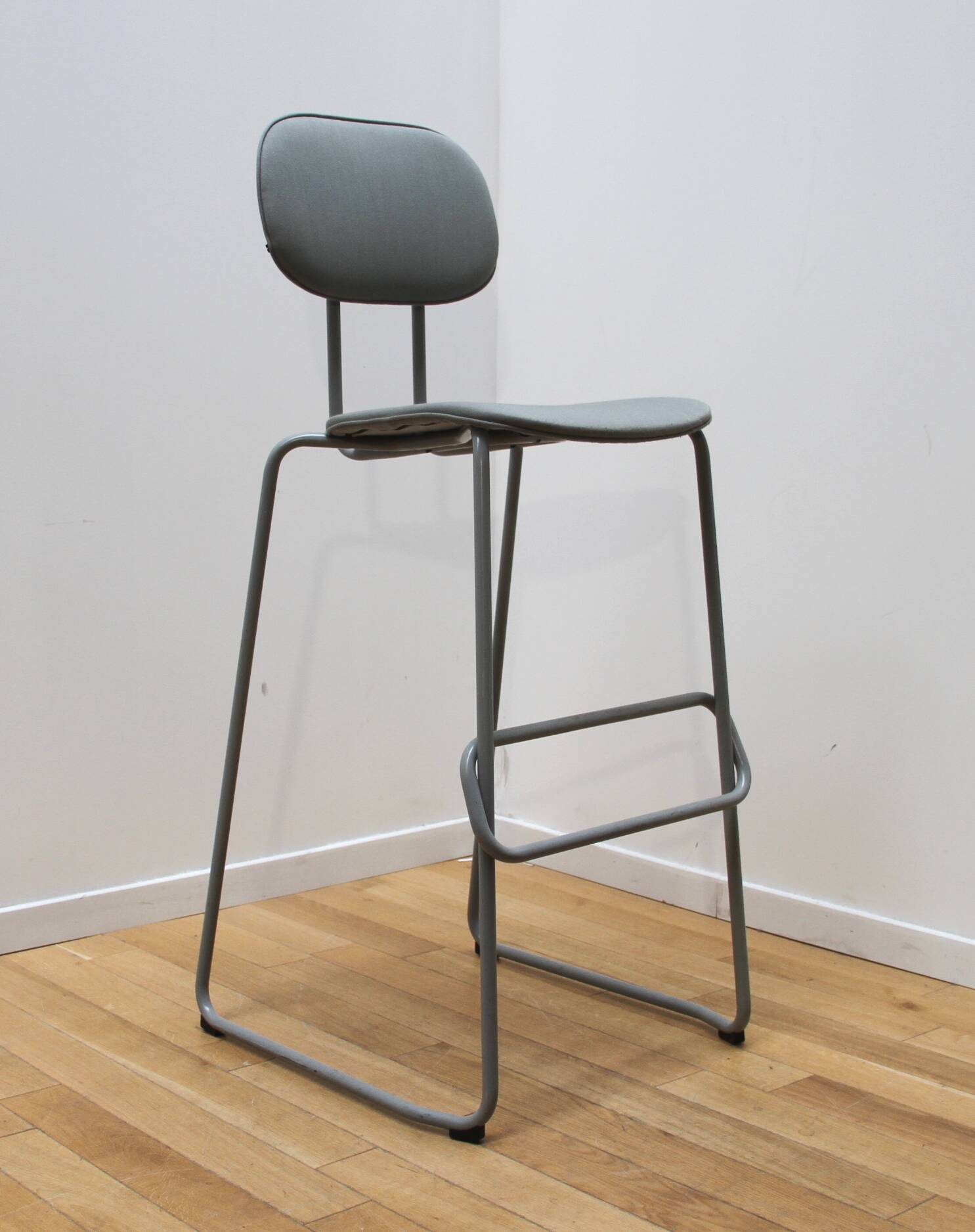 New School bar stool, MDD