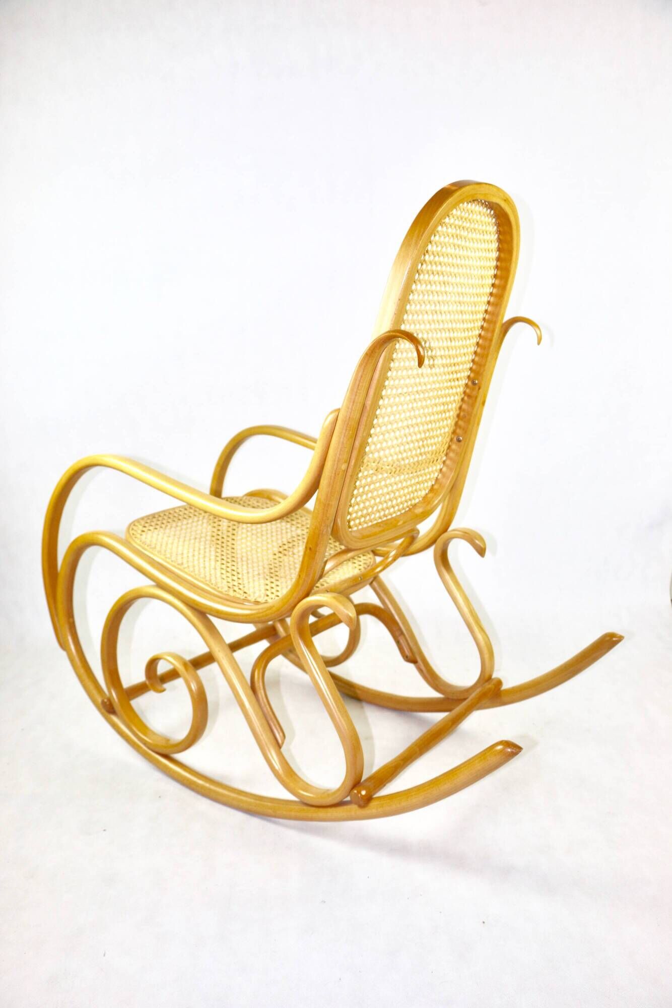 Rocking Chair Vintage en Bois Naturel, rapia naturel