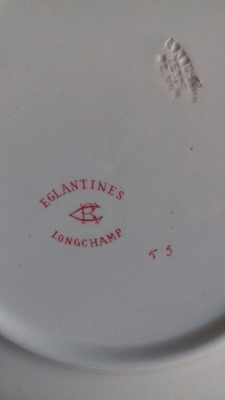 Lot of 8 large plates (Longchamp, Model Eglantines)