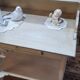 Table de toilette