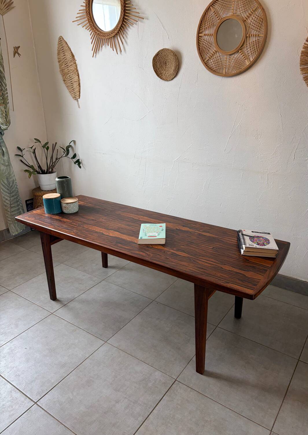 Vintage Scandinavian coffee table in rosewood.