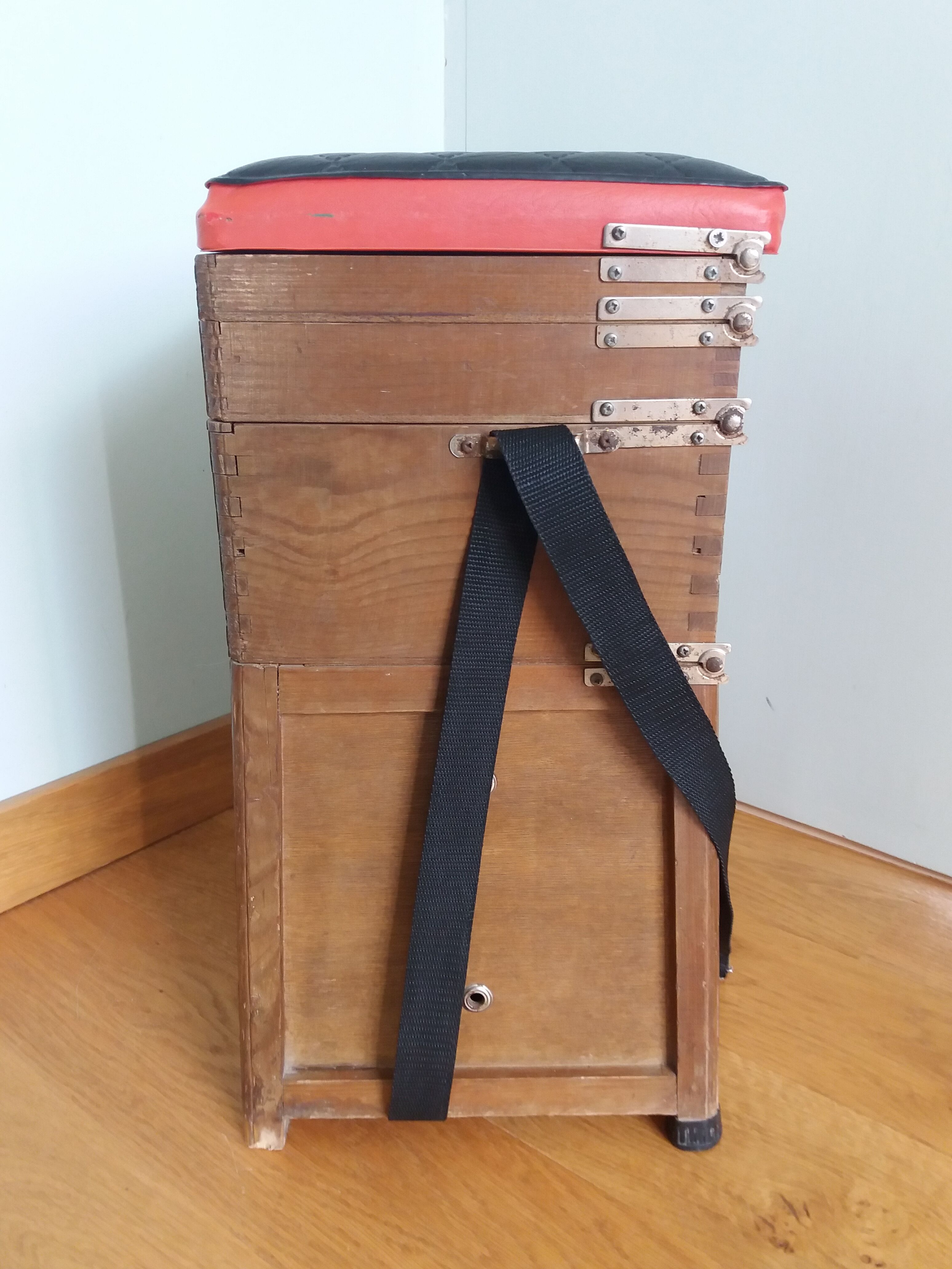 Stool fishing storage chest fisherman's seat