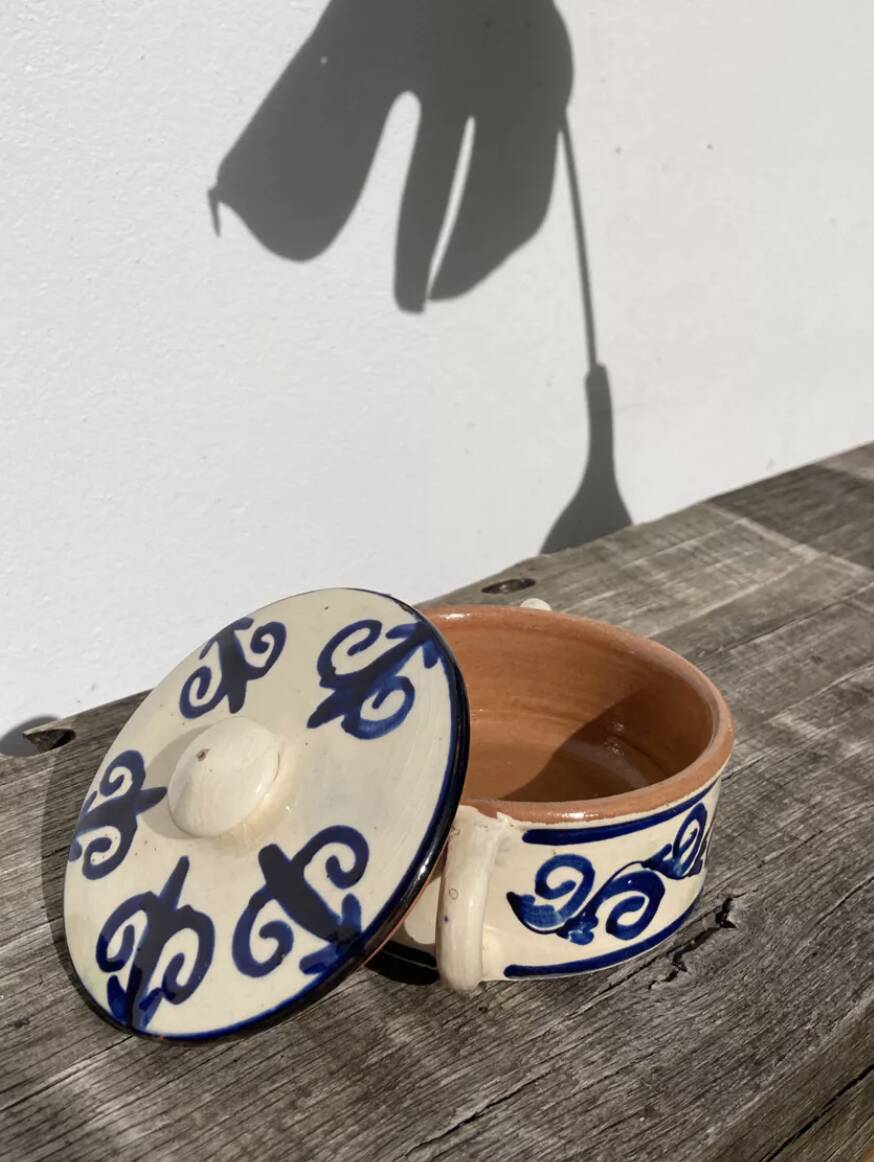 Round ceramic box candy box