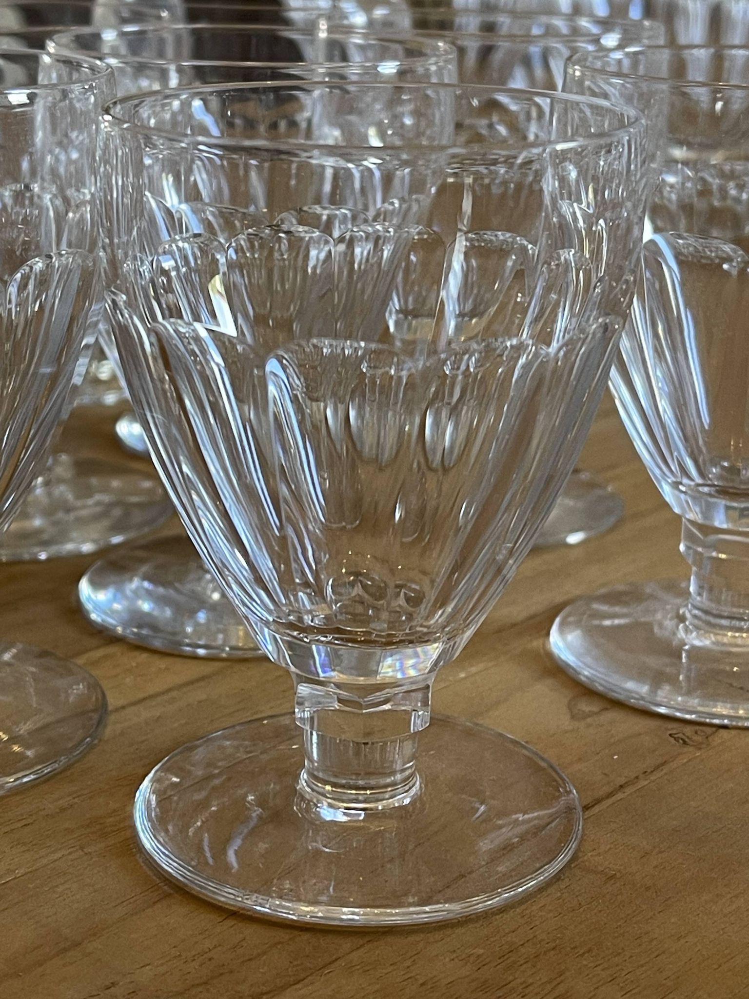 Crystal service of 44 glasses and 2 jugs from the 1930s.