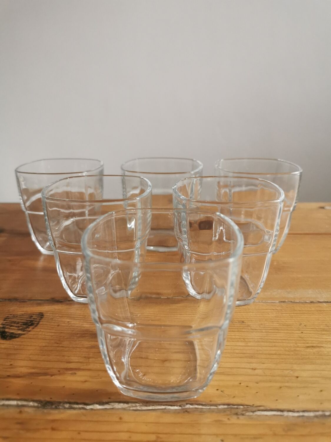 Service of 6 stackable glasses