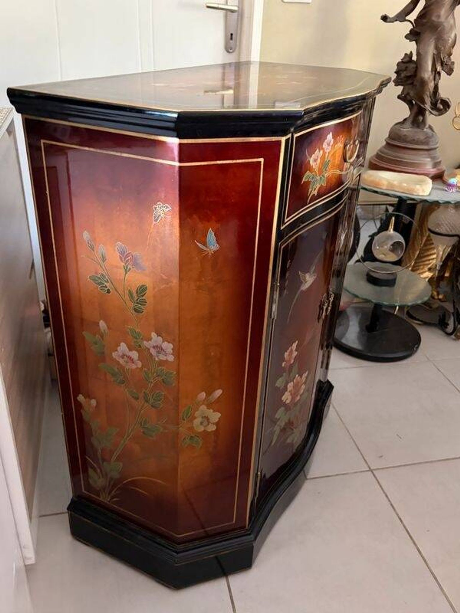 Meuble asiatique laqué, années 70-80