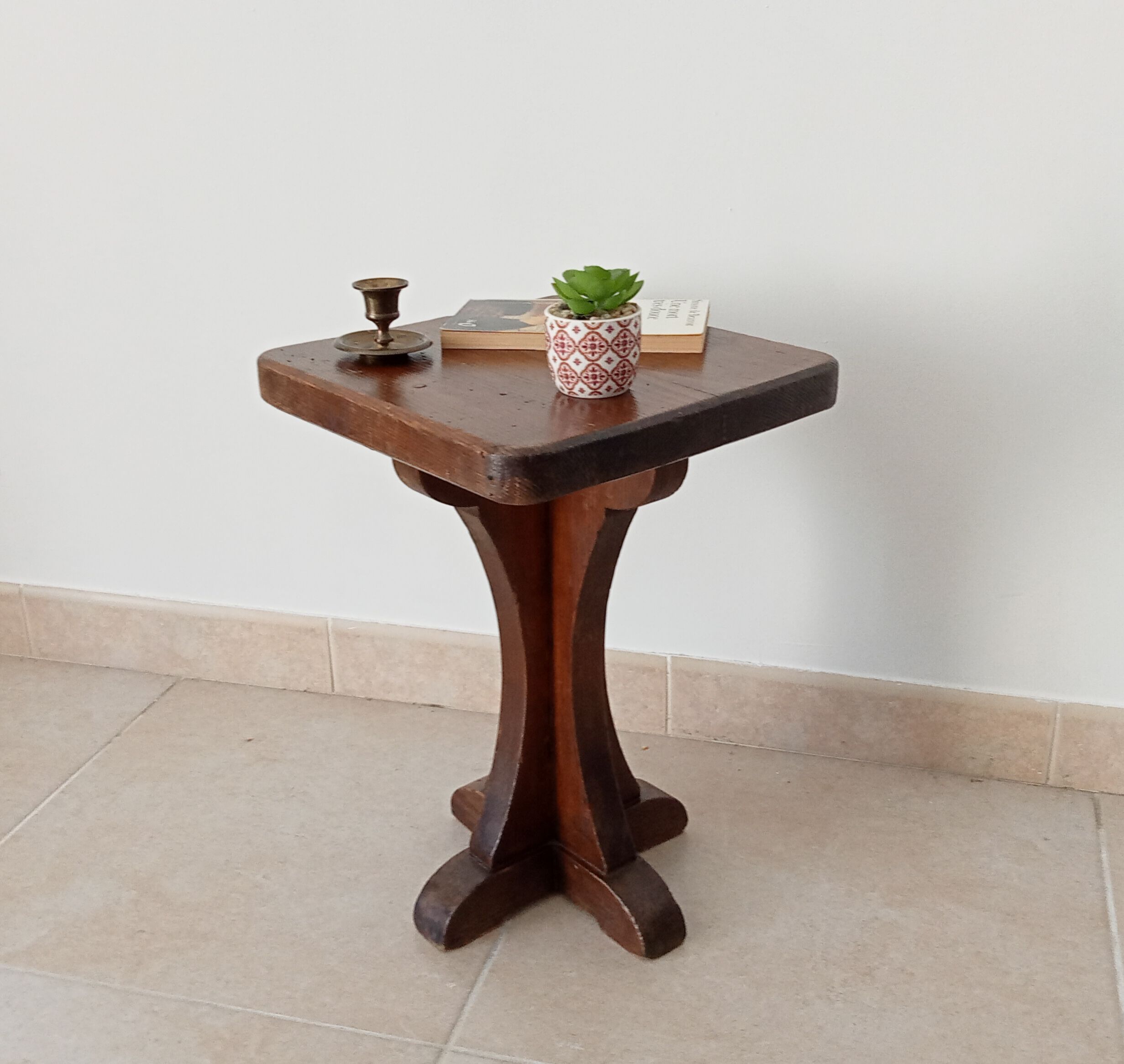 Art Deco side table 60s