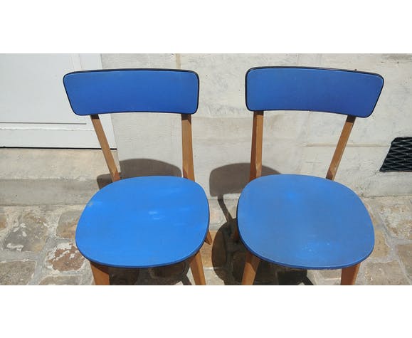 Pair of chairs in wood and blue coating