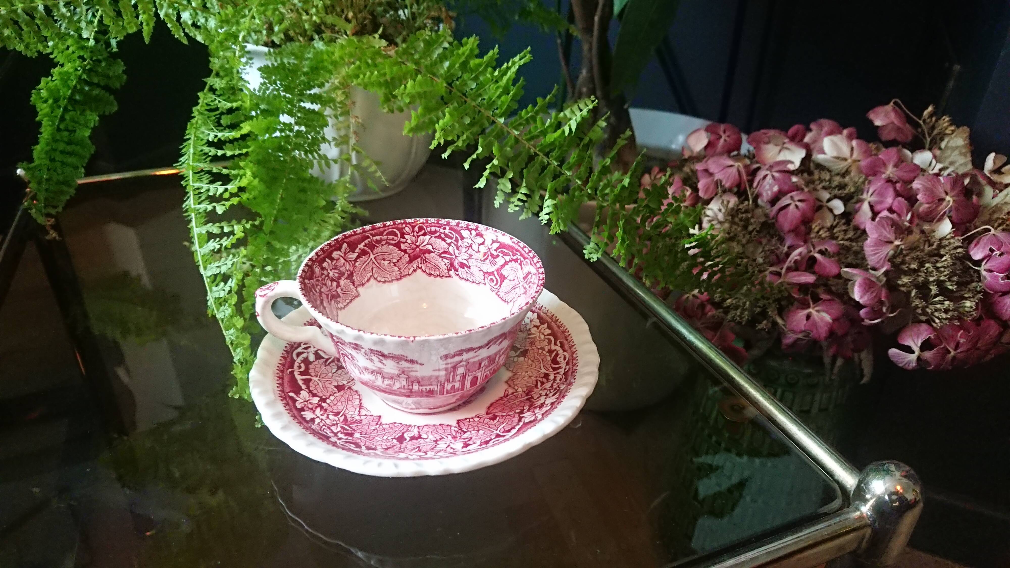 Tea cup and English earthenware saucer