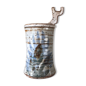 pot couvert en céramique