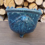 Gardener in blue earthenware