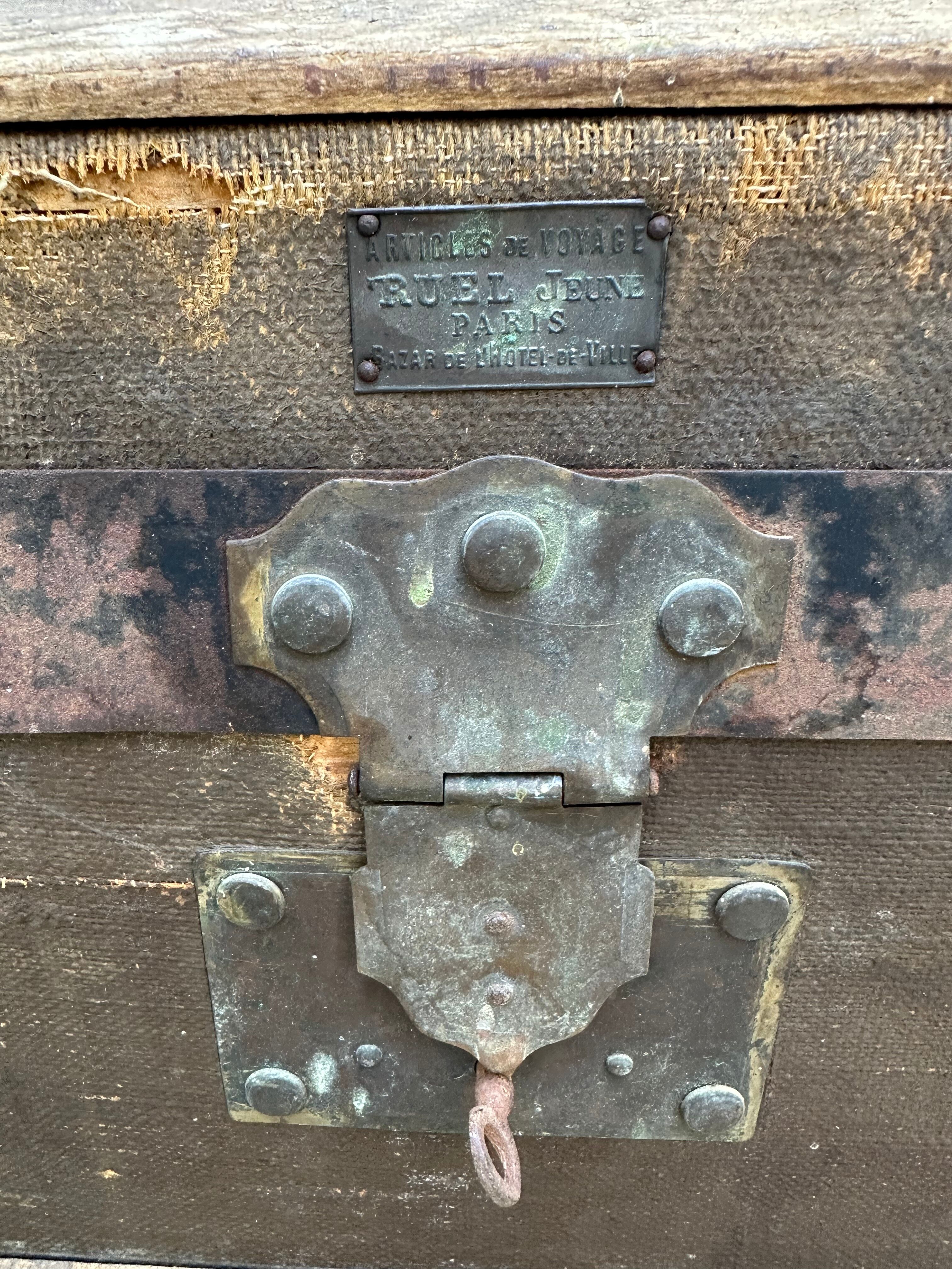 Chest by Ruel Jeune Paris