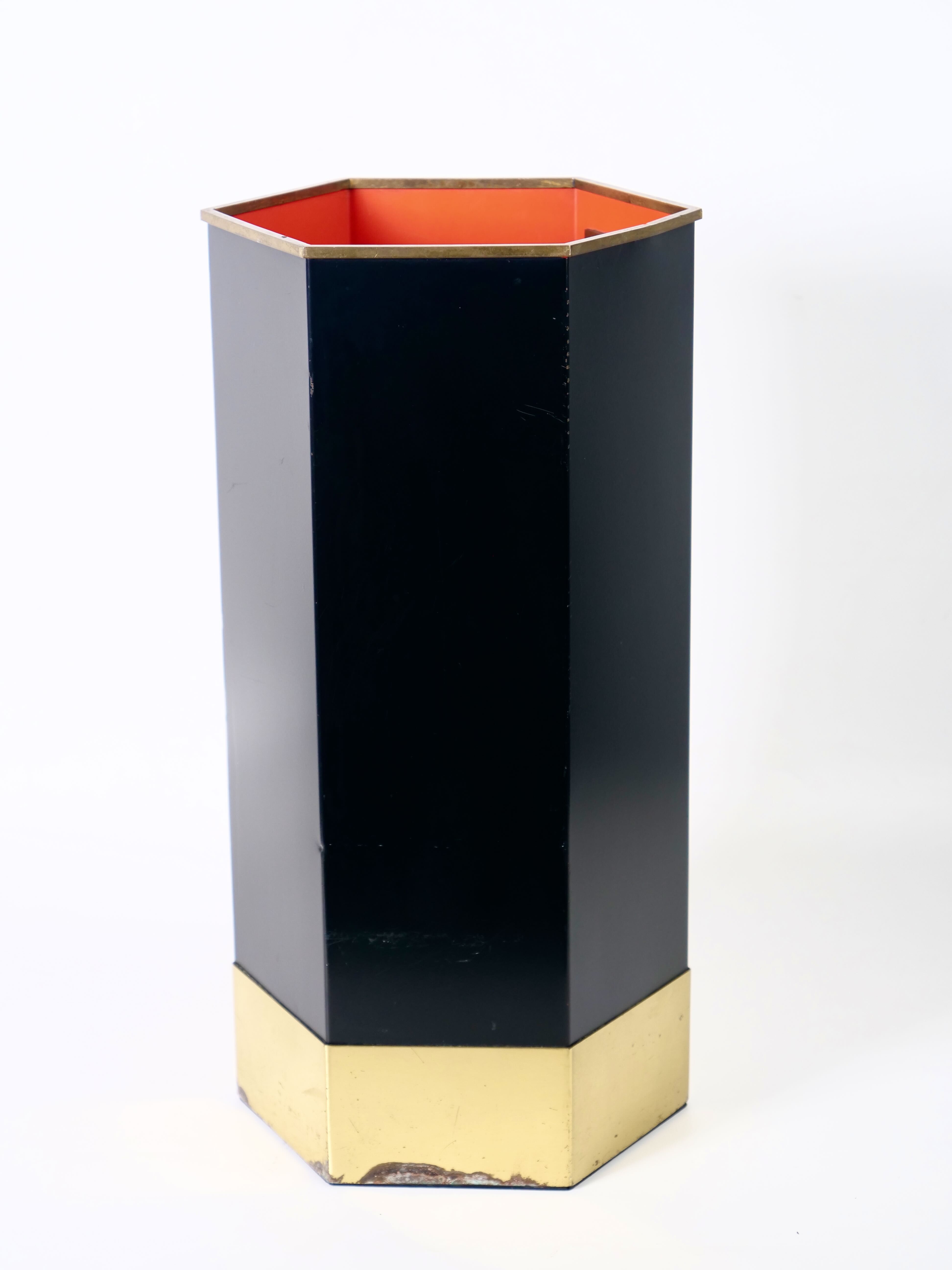Geometric umbrella rack 60s Velca Legnano
