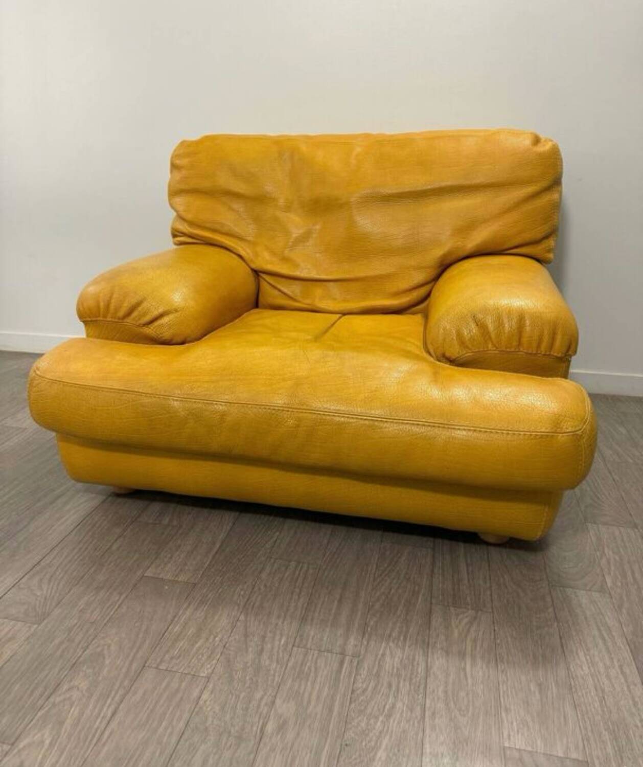 Rochebobois yellow leather armchair from the 80s/90s