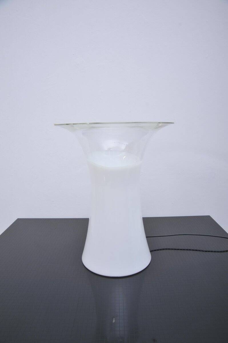 Lampe de table champignon en verre de Murano, attribuée à Vistosi, années 1970.