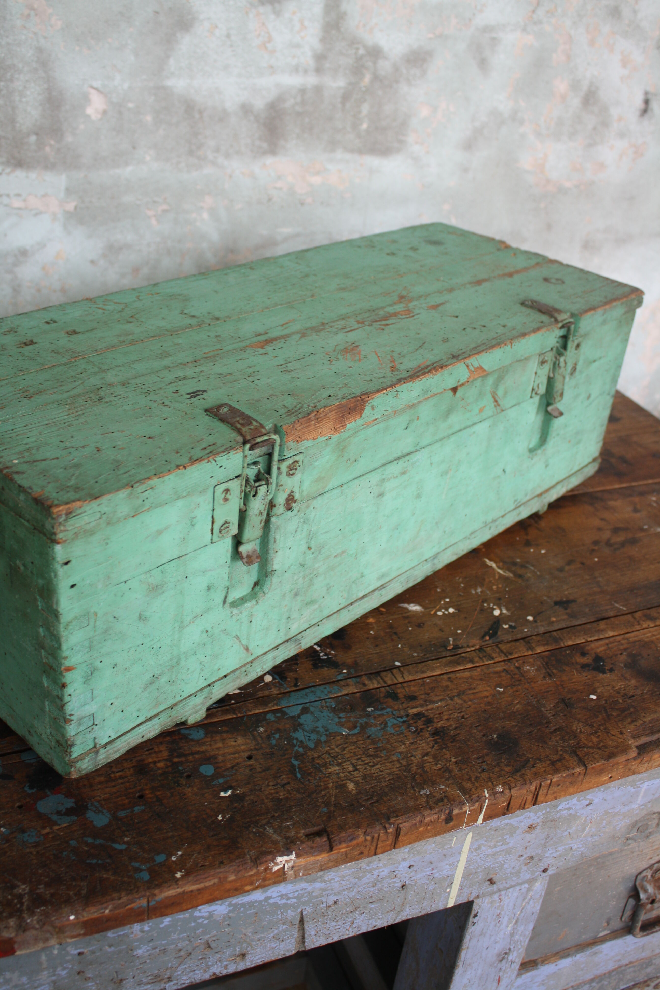 Green vintage wood tool case