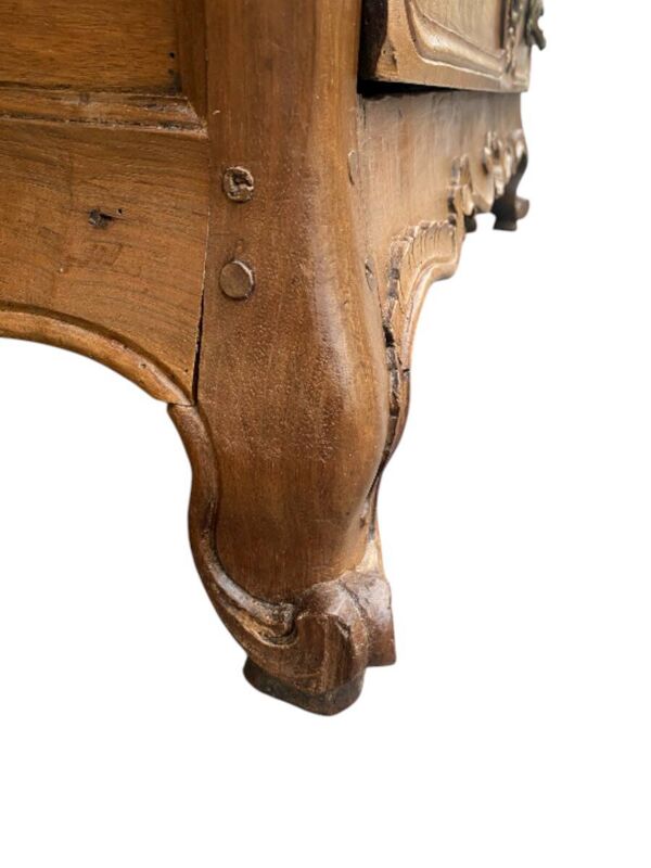Commode galbée XVIIIème