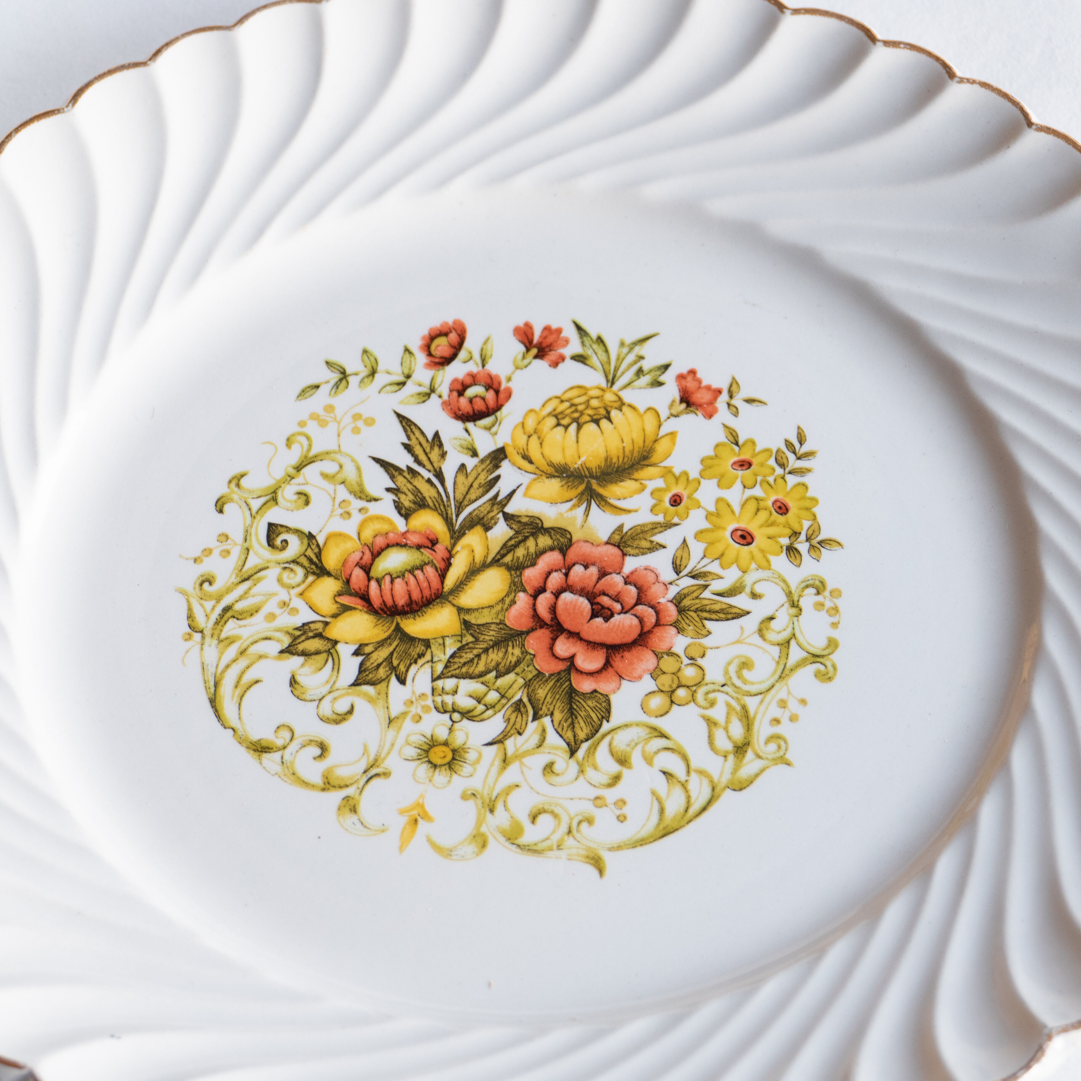 6 flat plates old floral edges fluted edges