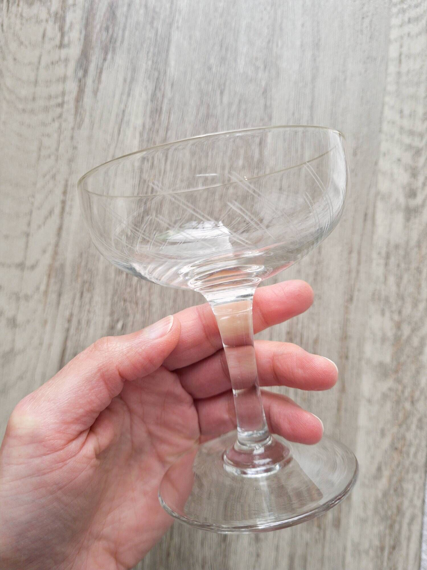 Set of 7 glasses of crystal champagne 1940s