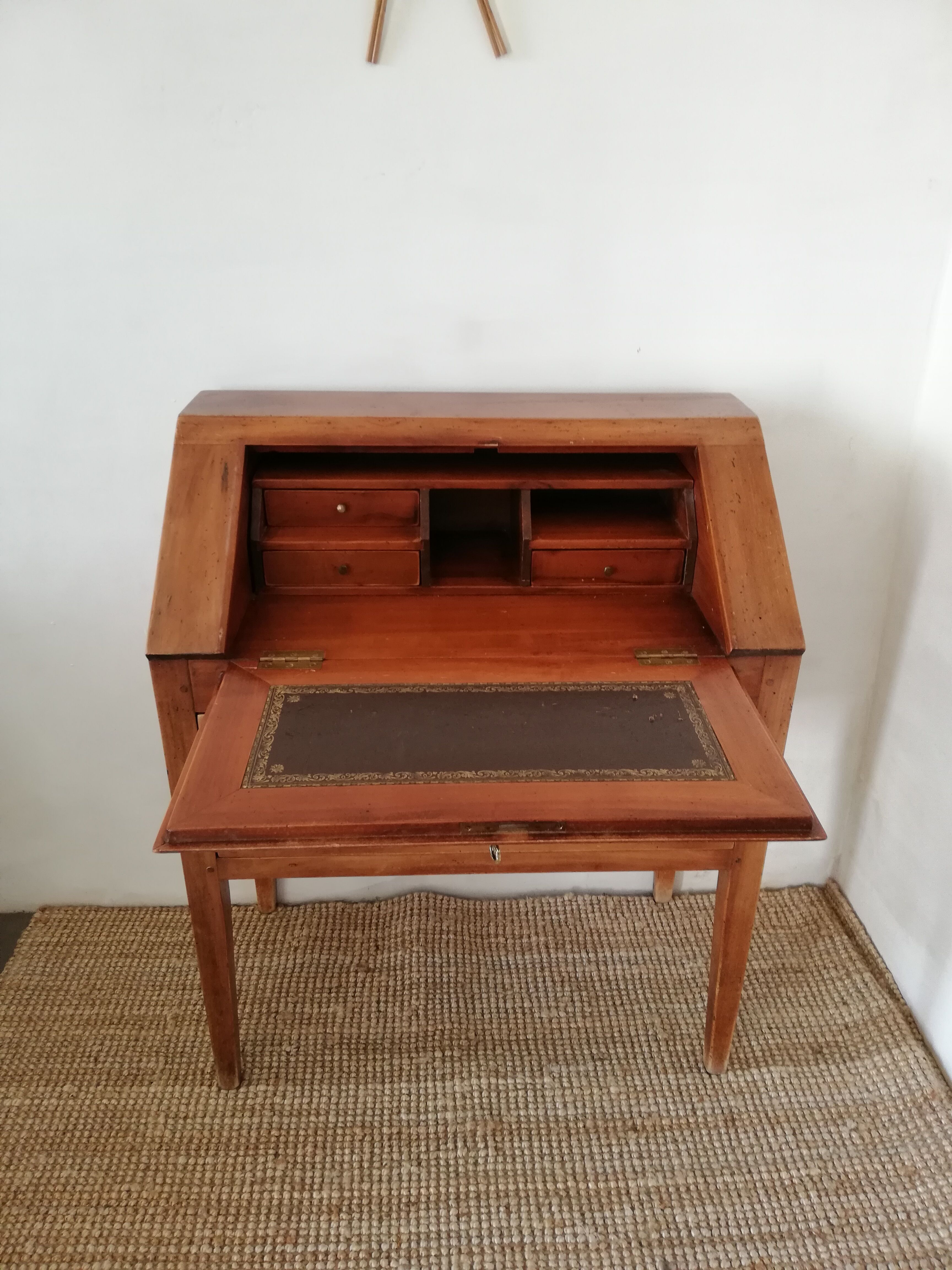 Writing desk