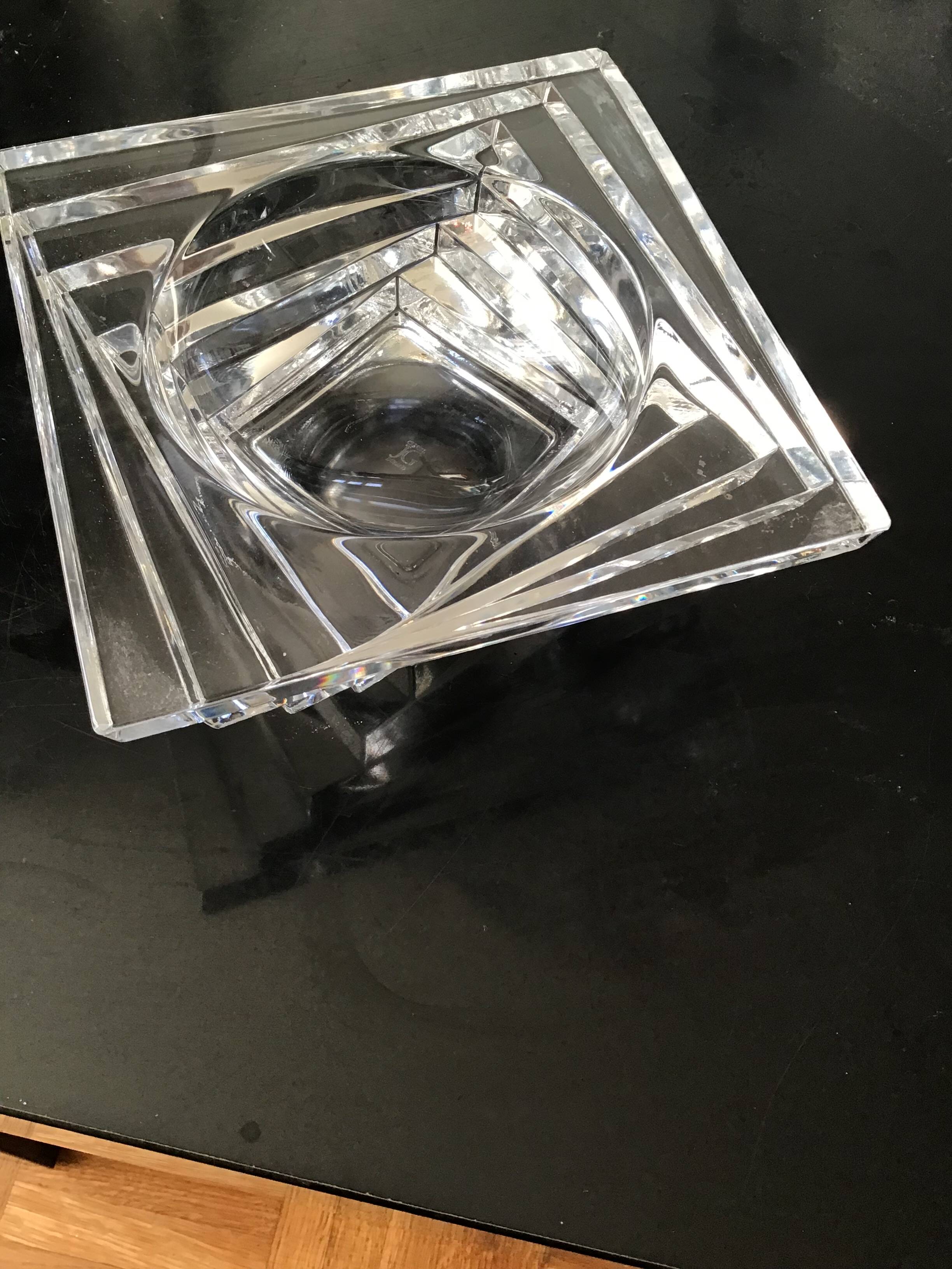 Clear crystal ashtray or trinket dish