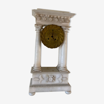 Pendule portique en Albâtre XIXème siècle