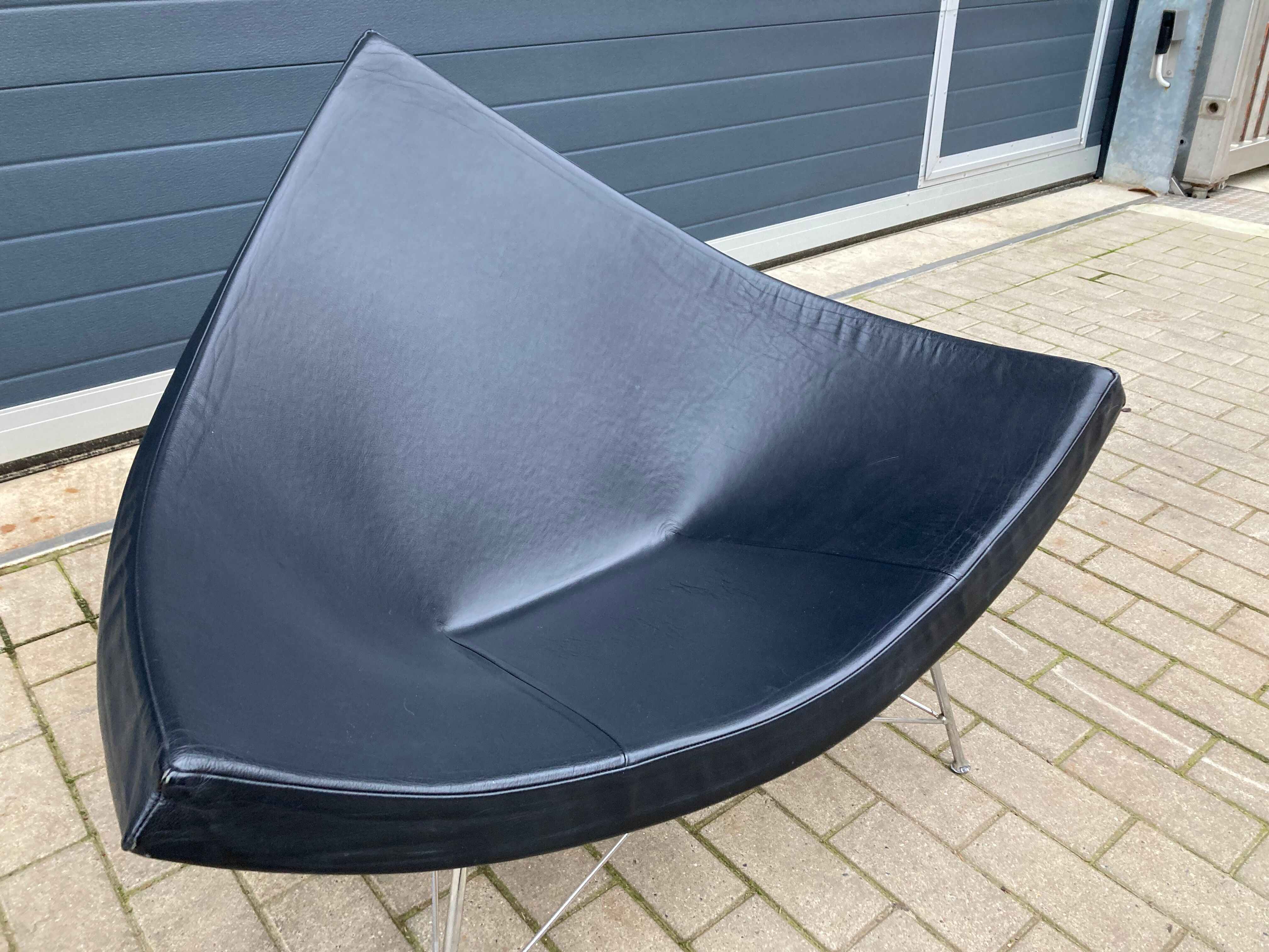 Vitra Coconut Chair de George Nelson, cuir noir