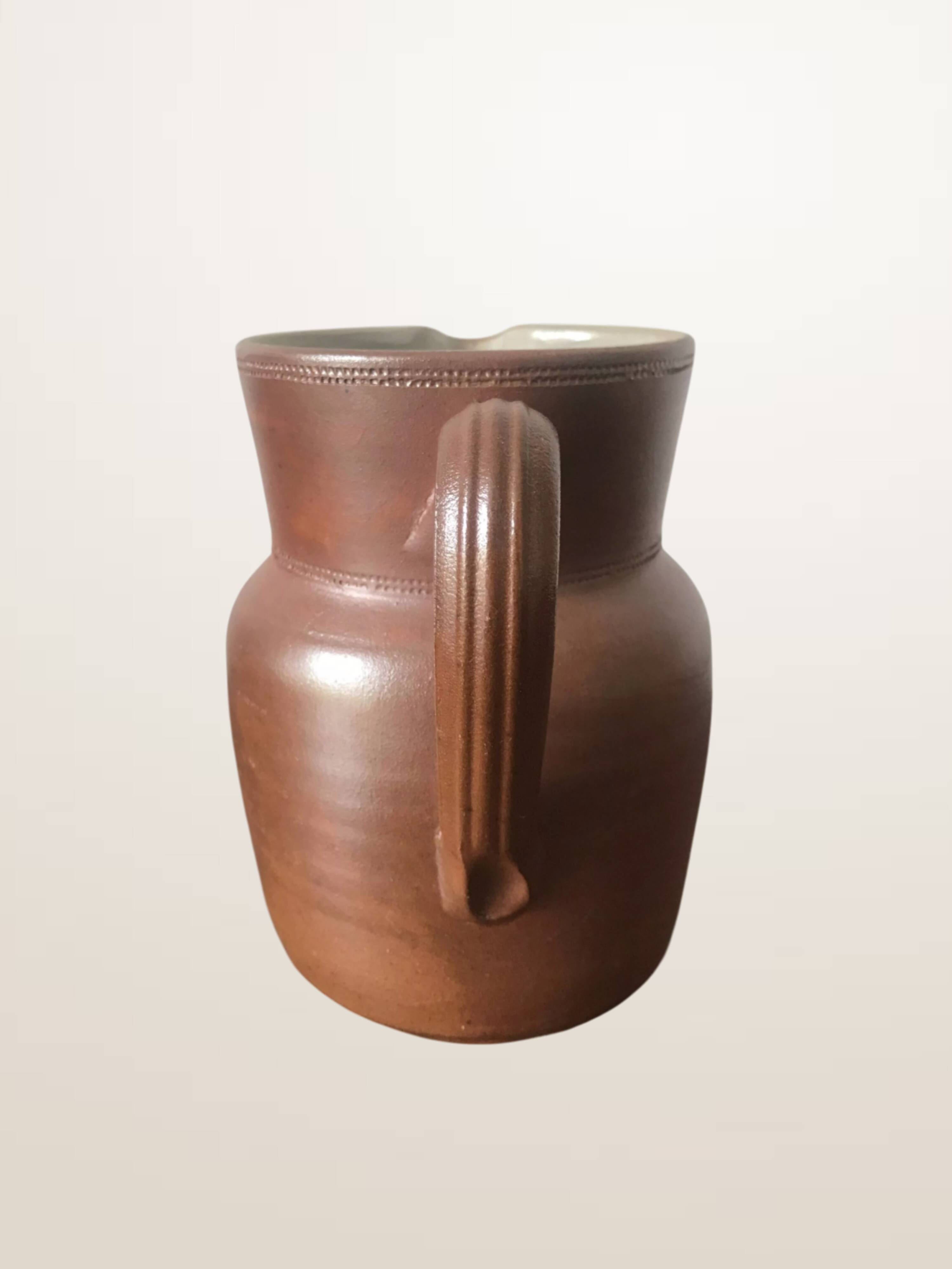 Set of 3 matte stoneware jugs