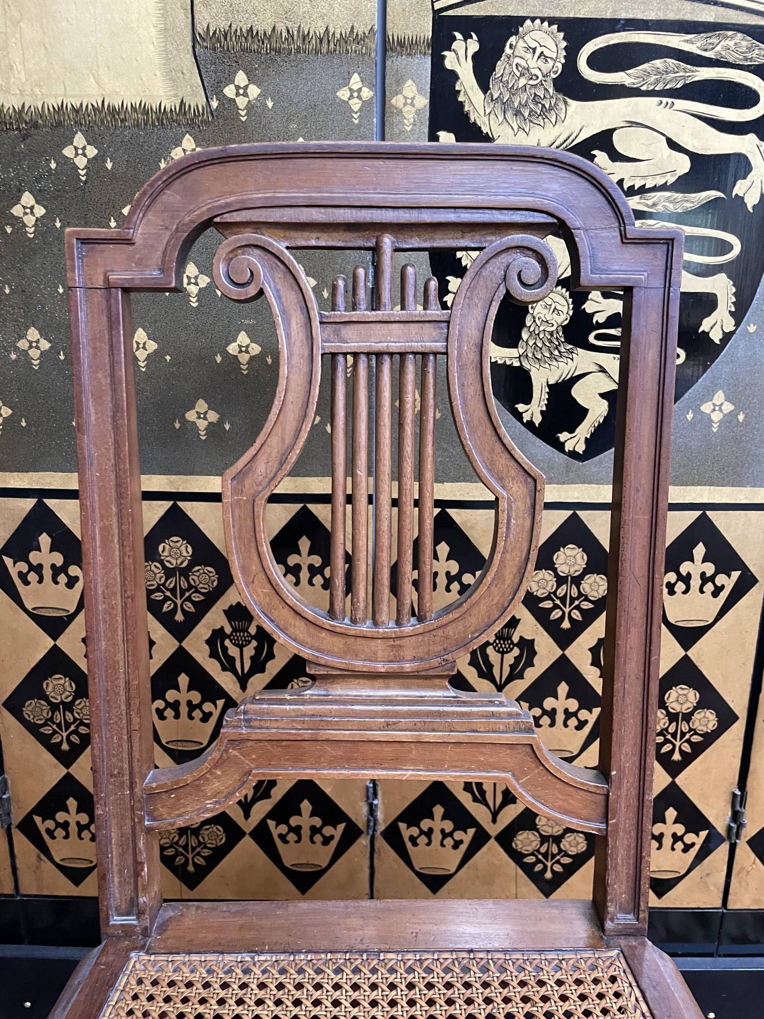 Set of 8 Louis XVI style chairs in canning