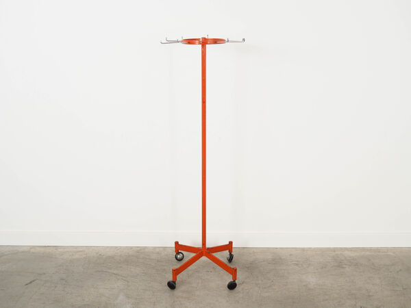 Porte-manteau pivotant sur roulettes, design danois, années 1970, fabriqué au Danemark