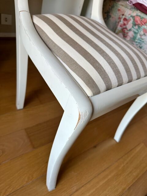 Children's desk with matching Bonnichon chair
