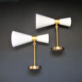 Pair of diabolo appliques