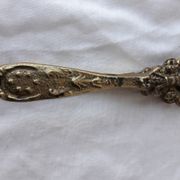 Casse noix bronze