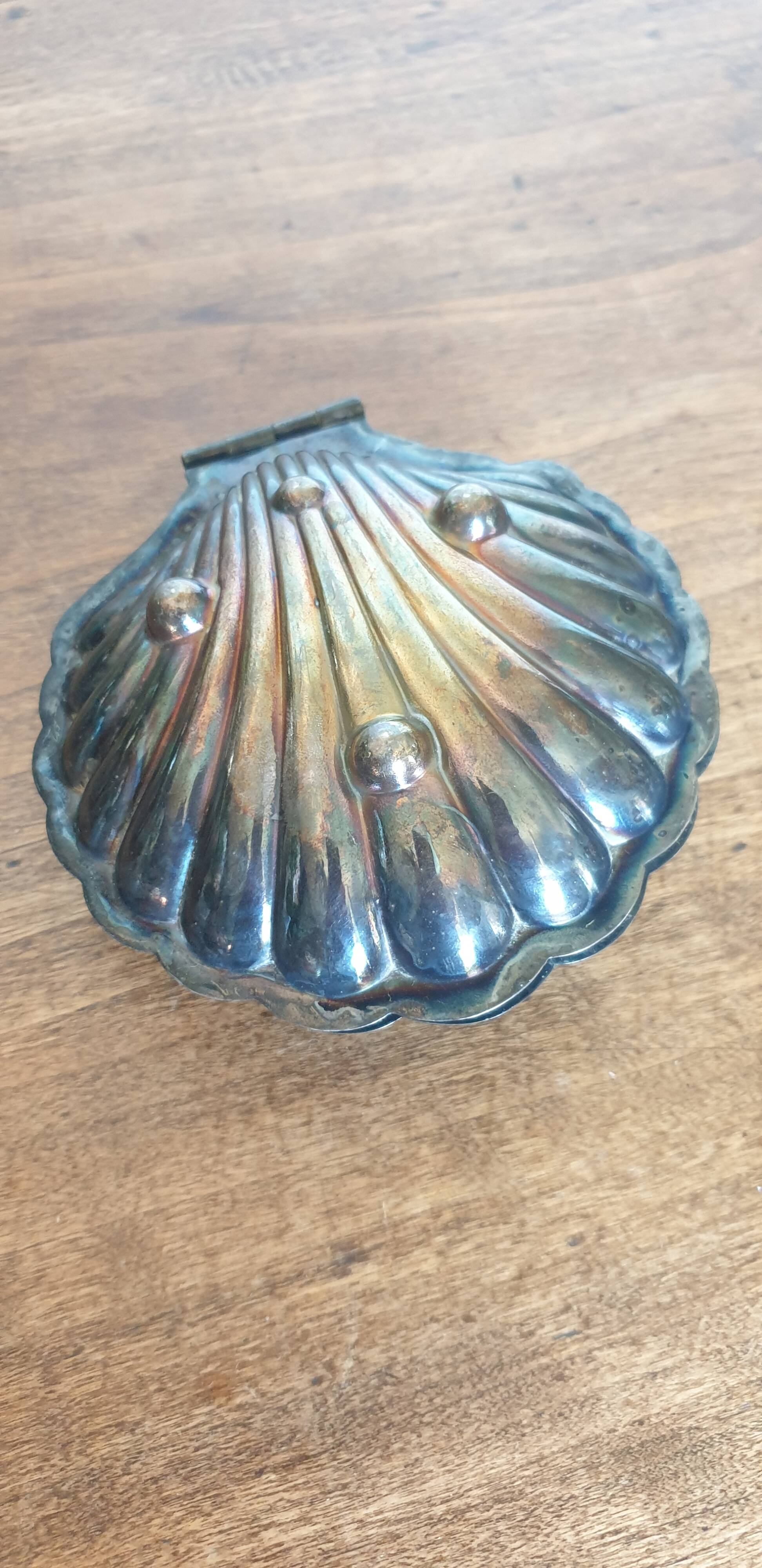 Antique butter dish in silver plate