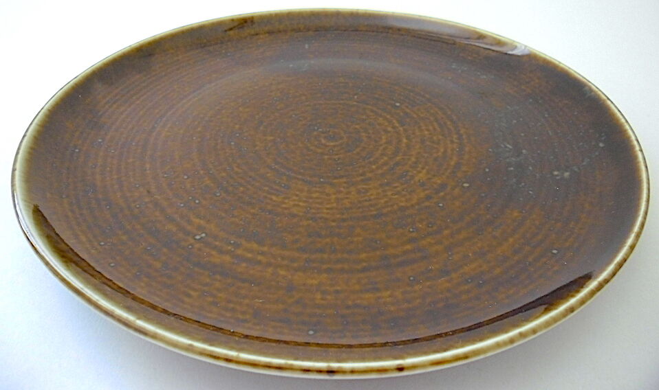 Suite of 48 plates in Berry sandstone