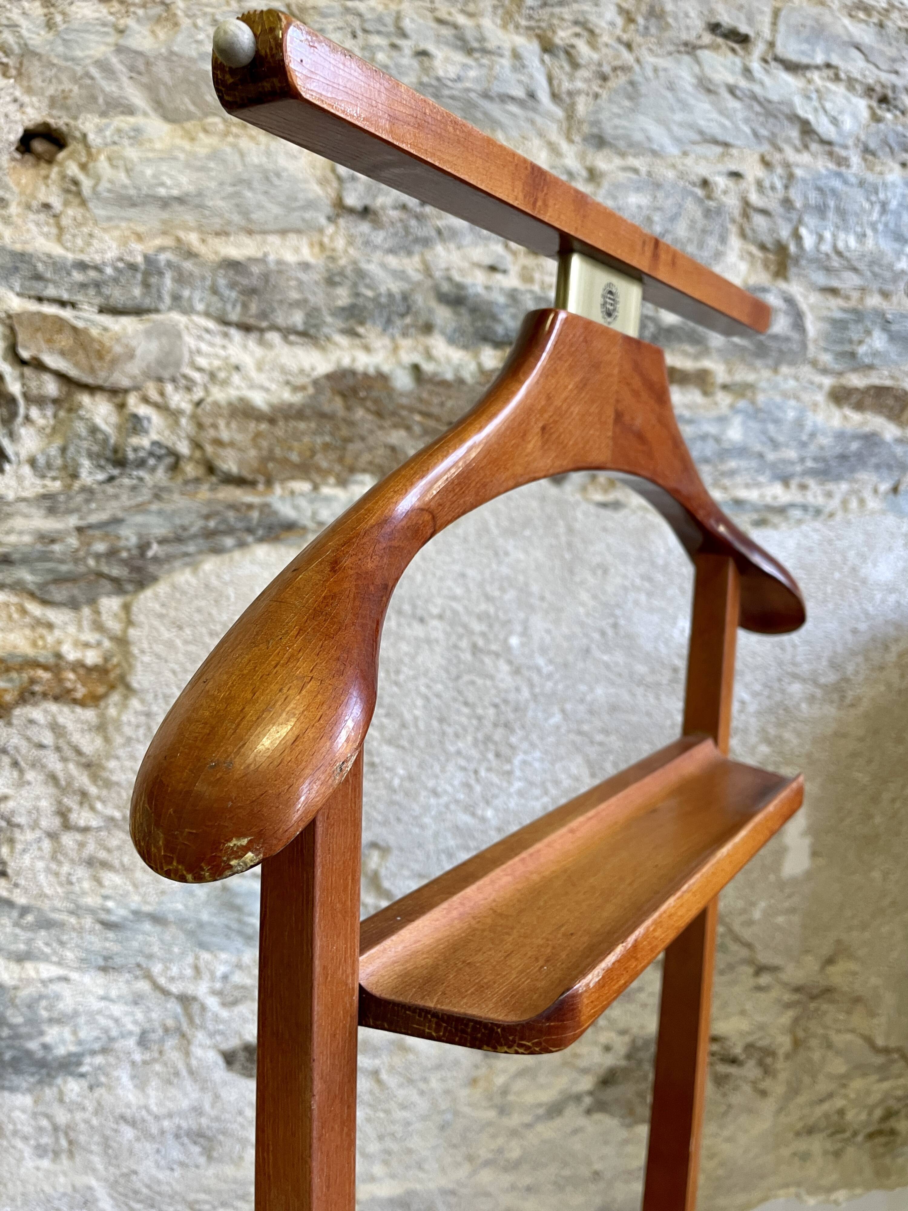 Valet de chambre for Fratelli Reguitti