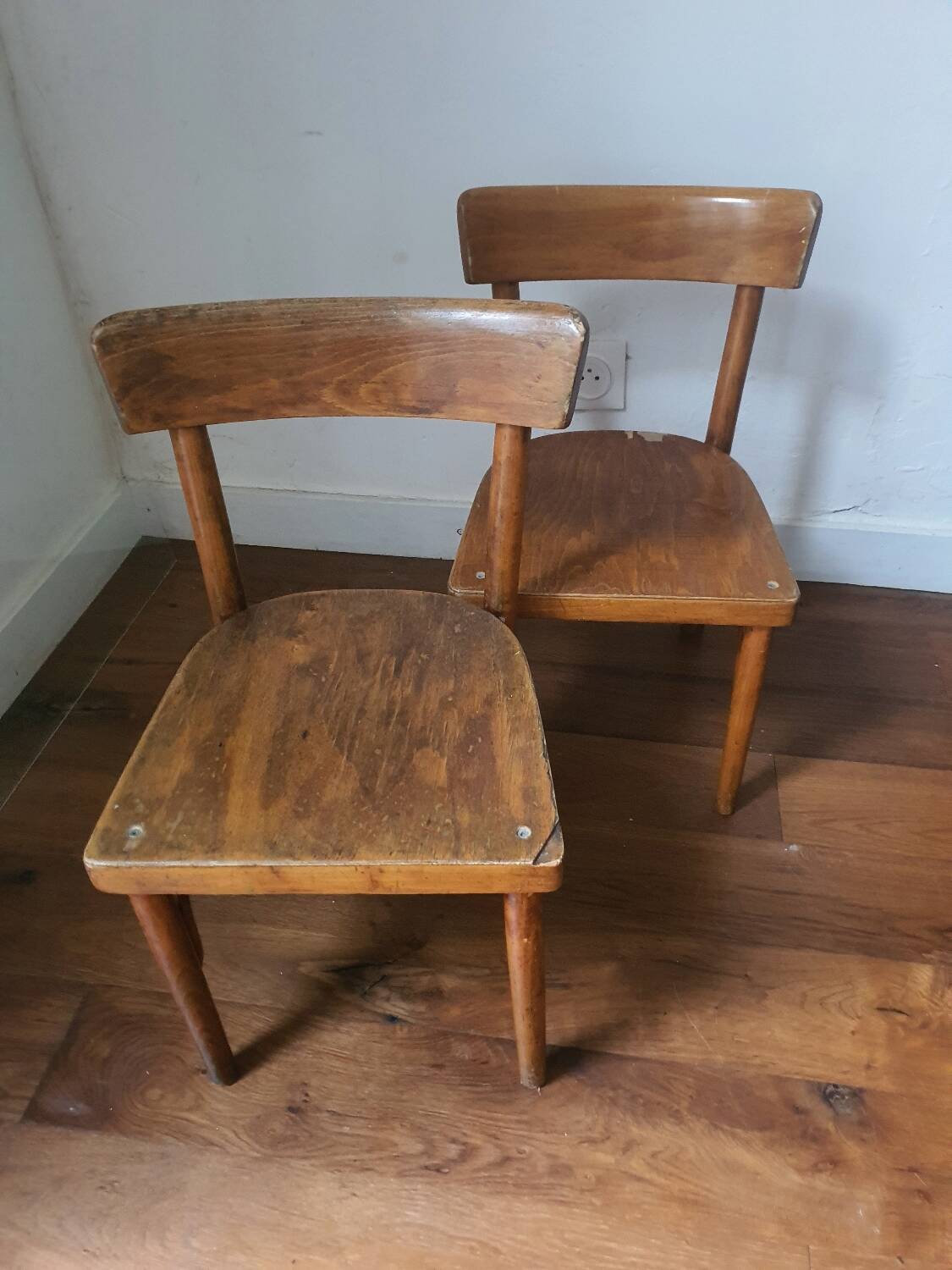 Baumann children's chair duo