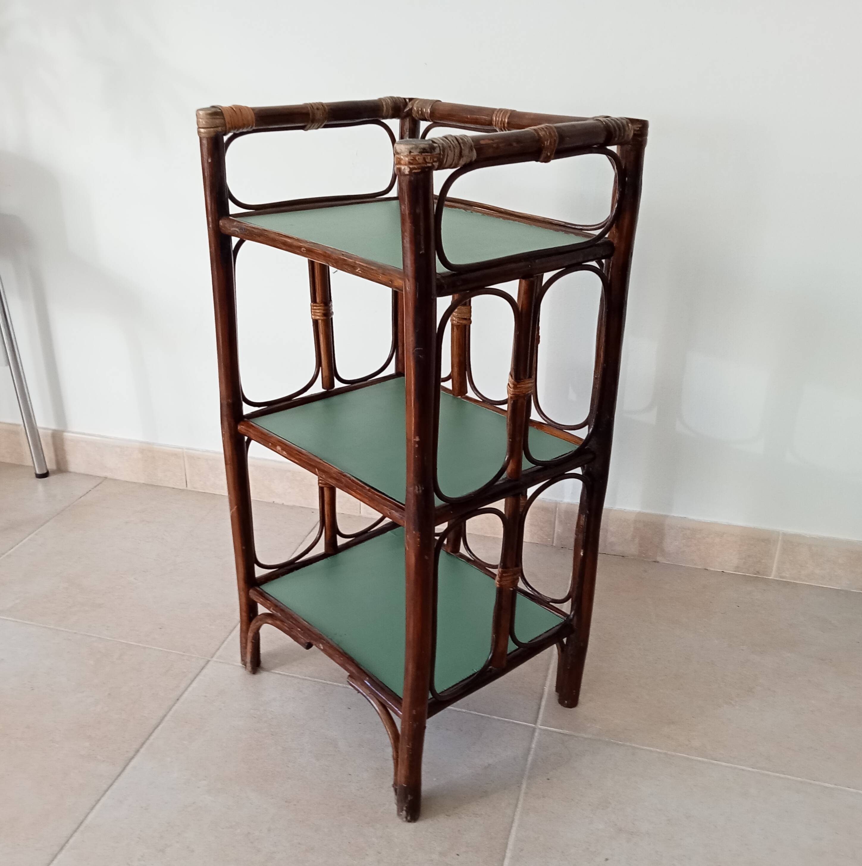 Vintage standing shelf in bamboo and rattan
