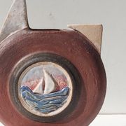 Vase céramique décor bateau signé