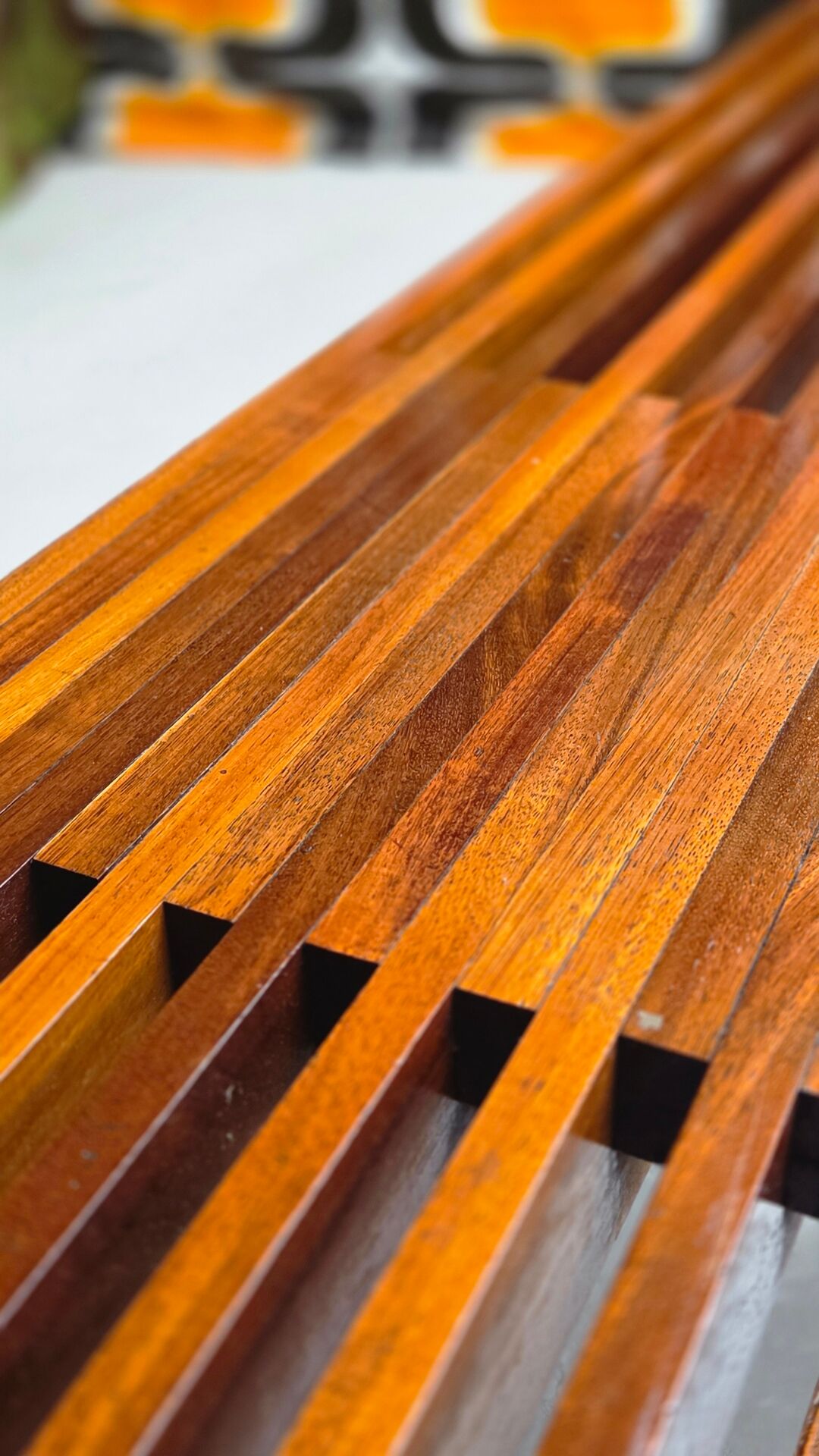 Grand banc teck massif design 1970
