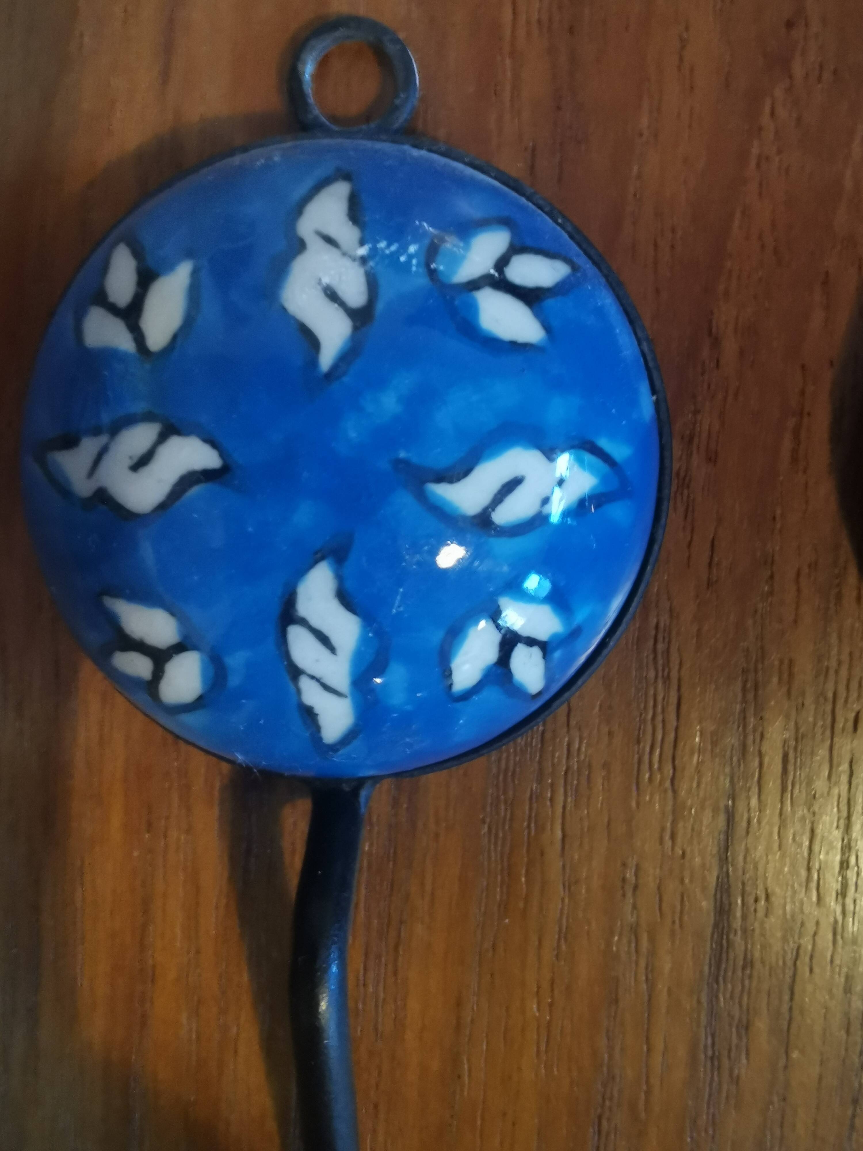 Set of 3 ceramic coat hooks