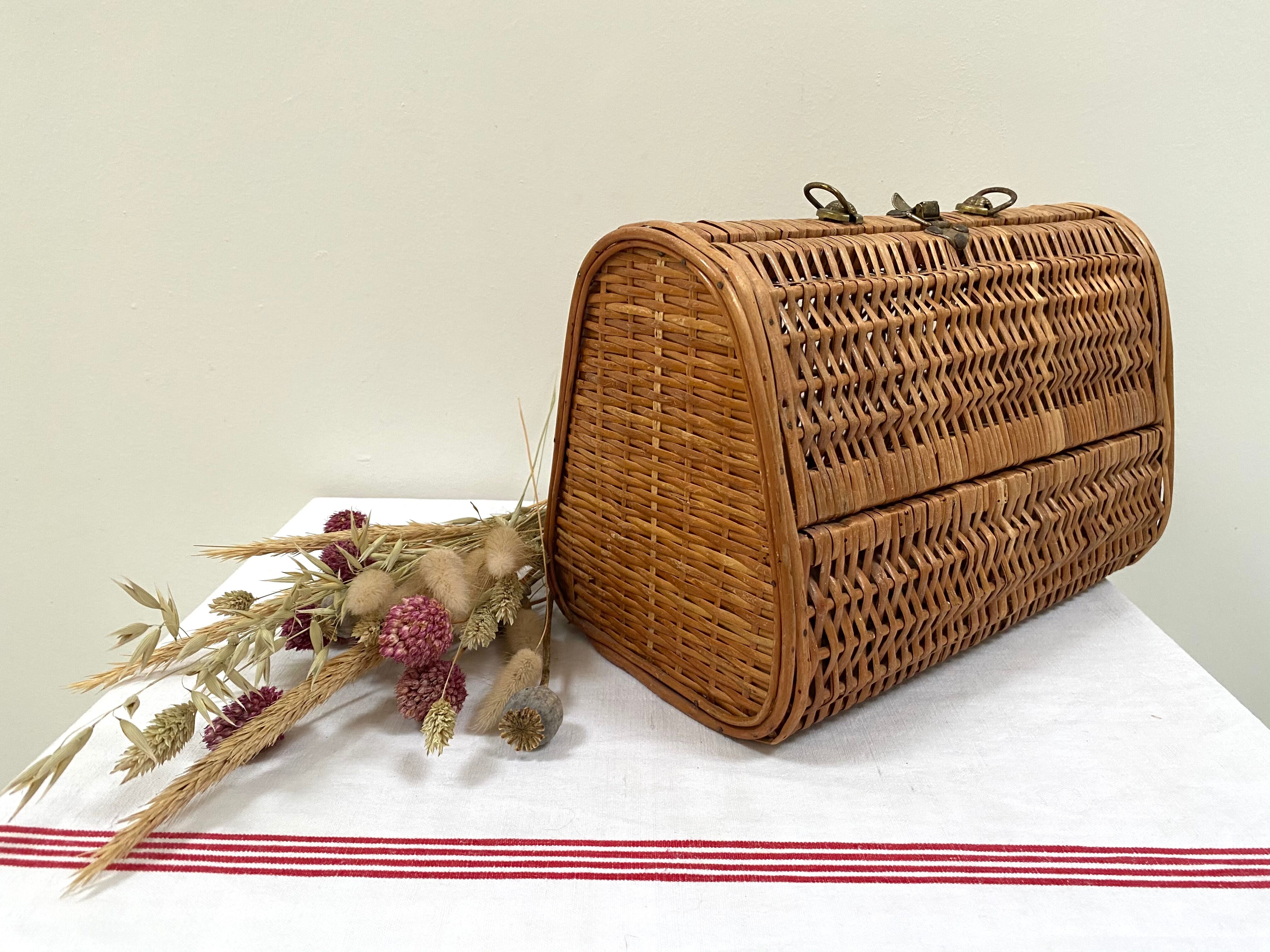 Wicker rattan basket from the 70s