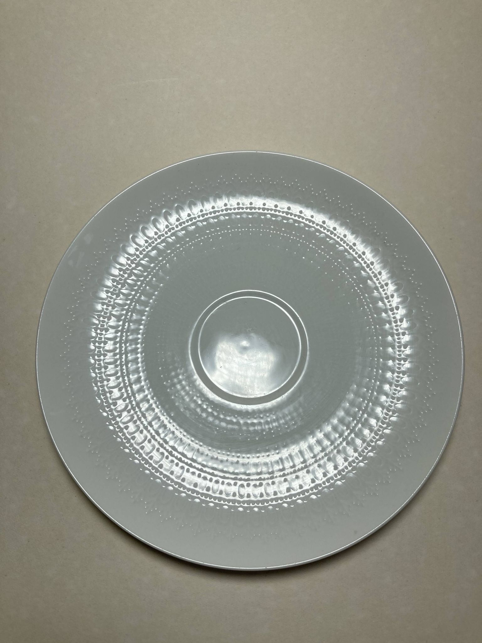Plats en porcelaine