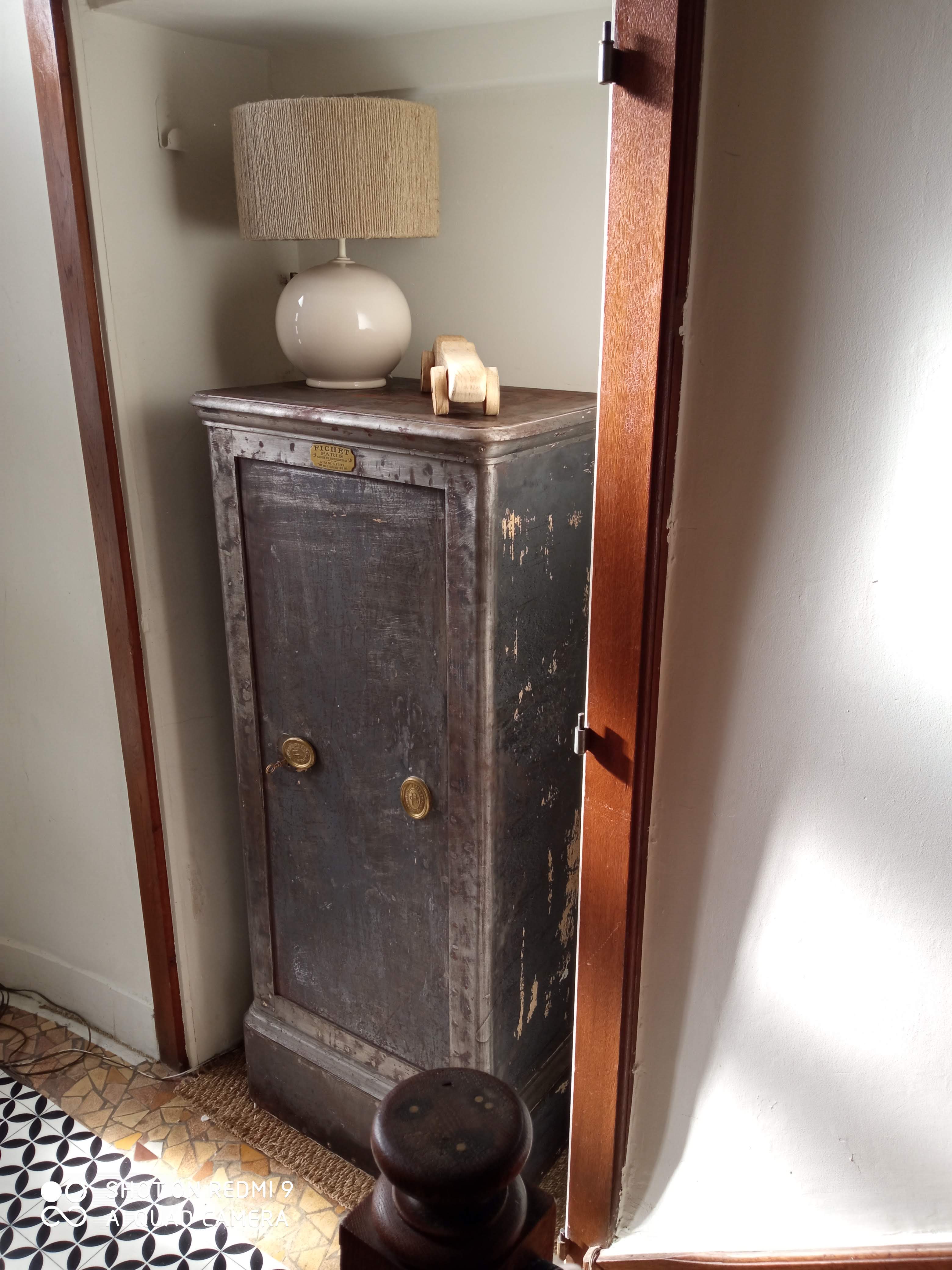 Old safe Fichet Bauché