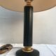 Ancienne lampe colonne cuir vert & laiton