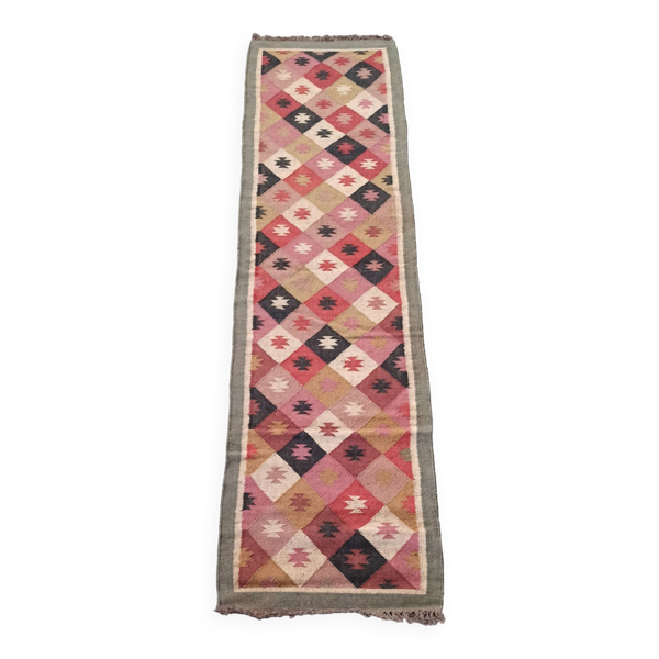 Tapis kilim en toile de jute et coton. 80cm x 310cm